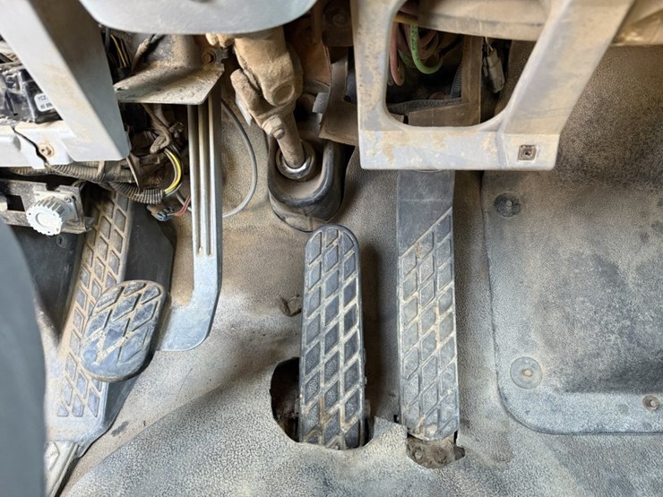 #1953-•-1998-ford-fuel-truck-image-68