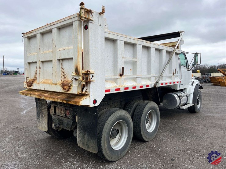 2008-sterling-l7500-image-31