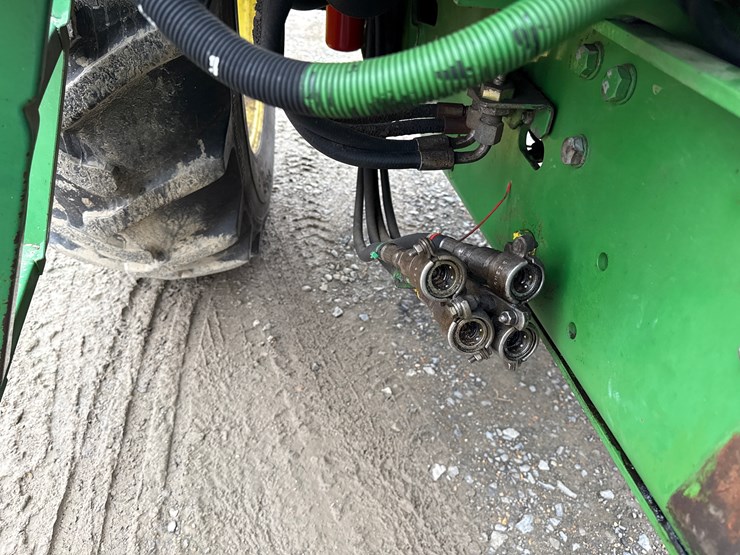 john-deere-6400-image-27