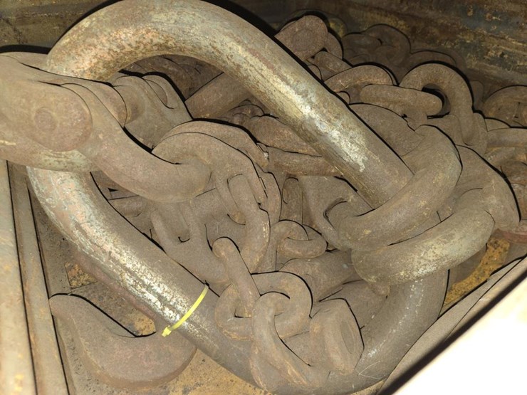 #3416-•-(3)-steel-crates-w/-heavy-duty-chains-image-7