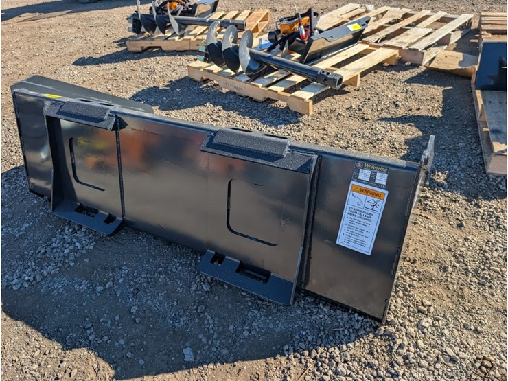 wolverine-skid-steer-bucket-66"-image-3
