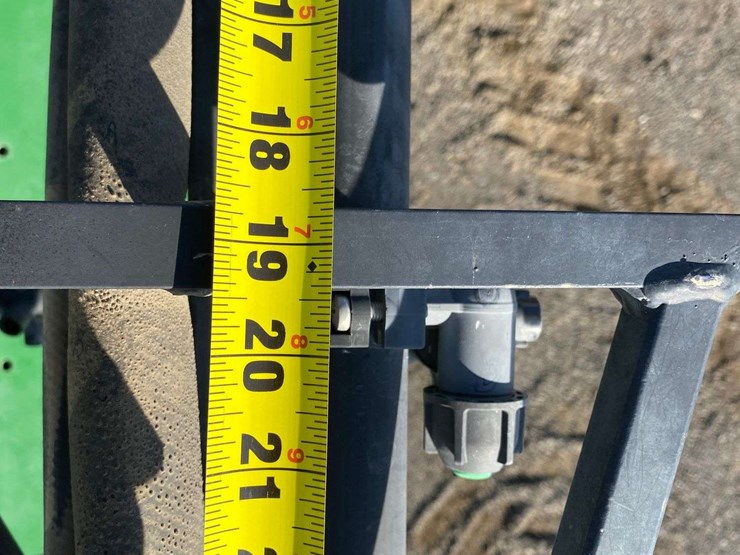 2013-john-deere-4830-image-55