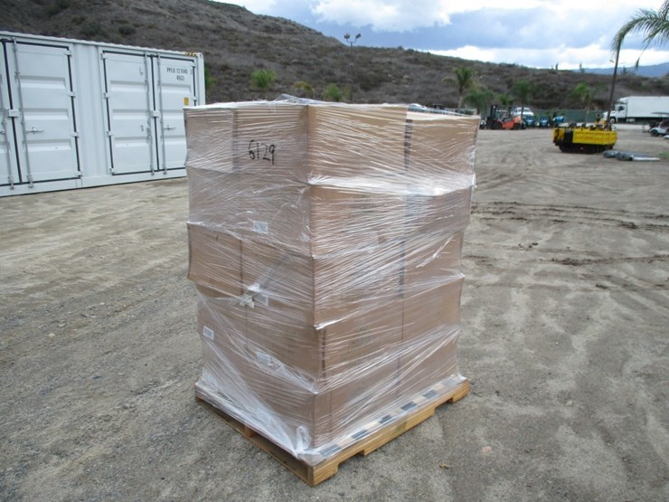 assorted-size-square-cedar-wooden-plant-baskets,-image-2