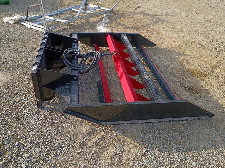 #22204-•-land-leveler-with-rippers-72"-skid-steer-attachment-image-7
