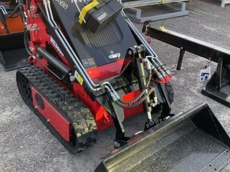 2025-mms-380-stand-up-skid-steer-image-1