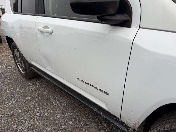 2014-jeep-compass-image-20