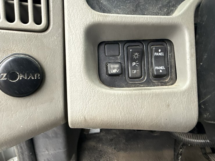 2013-international-4300-sba-image-78