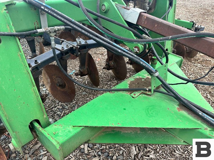 john-deere-2700-image-36