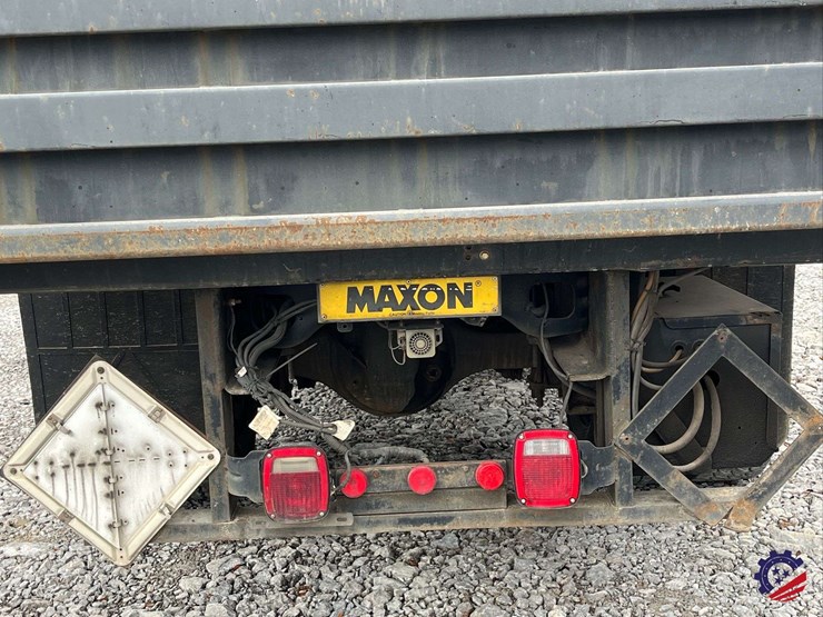 2017-freightliner-m2-s/a-tank-truck-image-32