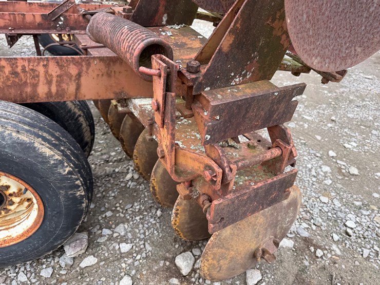 john-deere-7-image-28