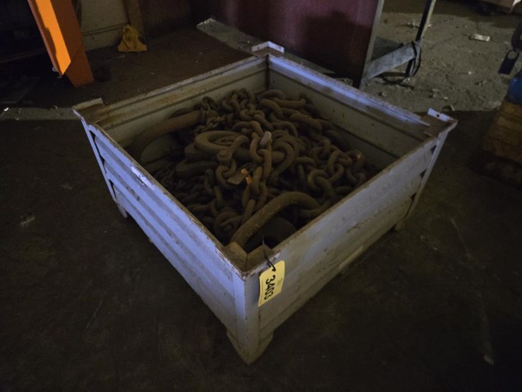 #3403-•-steel-crate-w/-misc.-heavy-duty-chains-image-1