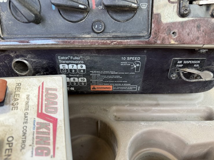 #1952-•-2008-international-eagle-day-cab-truck-tractor-image-47