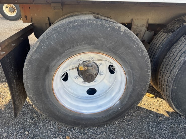 2002-utility-van-image-9