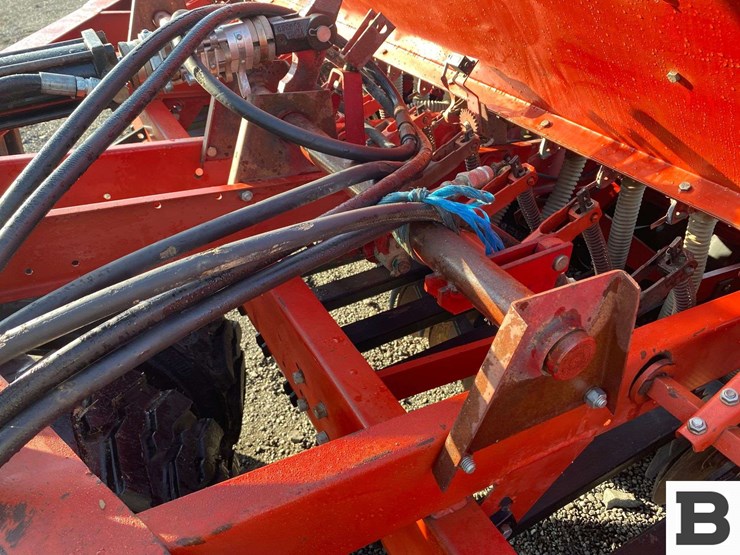 j.i.-case-6300-grain-drill-image-15