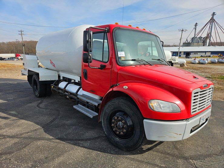2016-freightliner-s2g-image-23