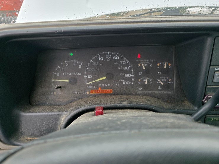 1997-chevrolet-k2500-image-40