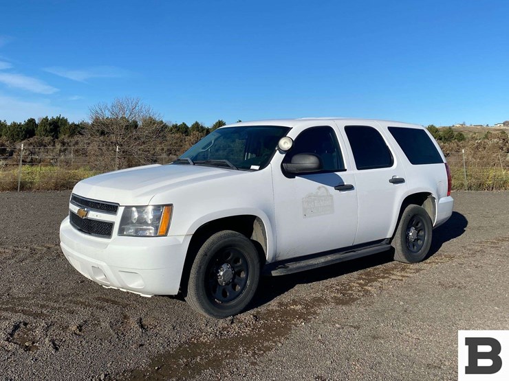 2012-chevrolet-tahoe-image-2
