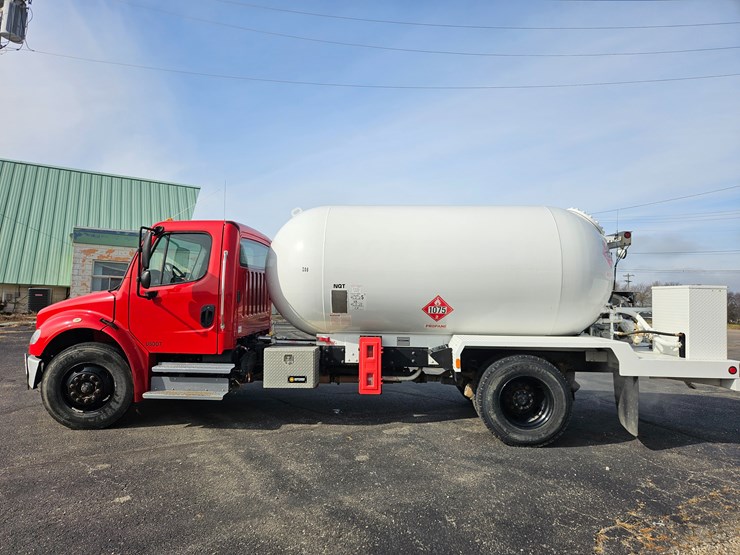 2016-freightliner-s2g-image-7