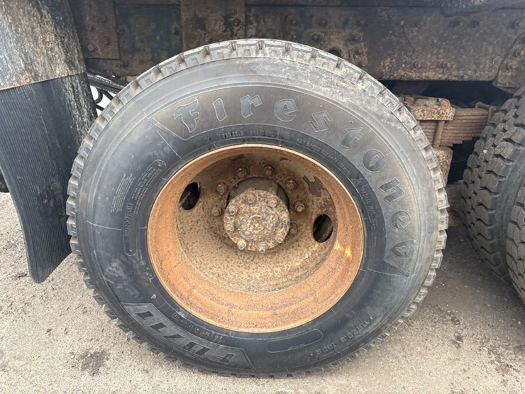 2002-international-7400-image-87