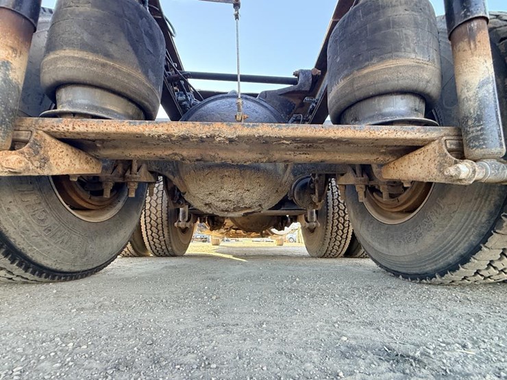 #1980-•-2008-international-eagle-day-cab-truck-tractor-image-49