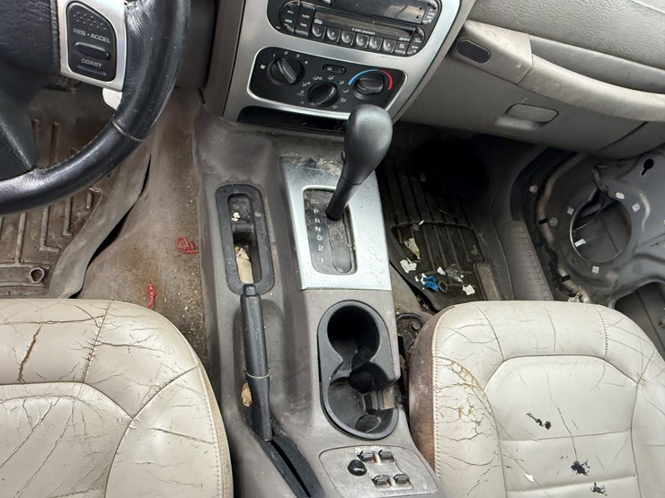 2004-jeep-liberty-image-32