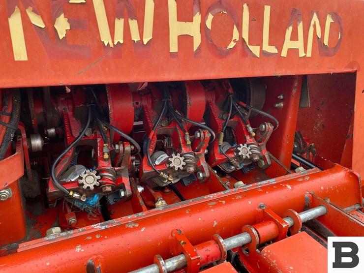 2002-new-holland-bb900-image-31