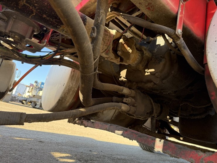 #1952-•-2008-international-eagle-day-cab-truck-tractor-image-58