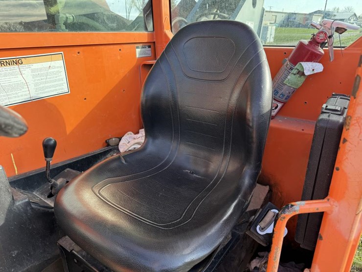 2006-jlg-g6-42a-image-24