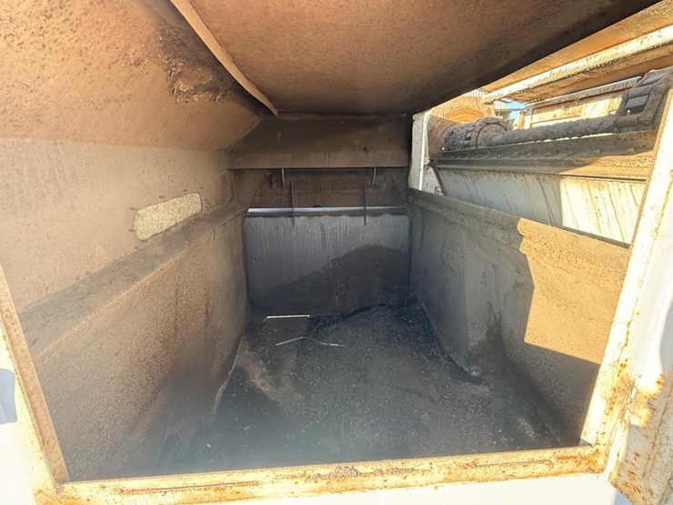 #1981-•-1990-mobil-sweeper-ahl-sweeper-truck-image-14