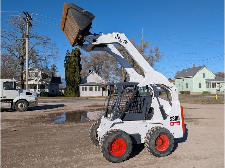 bobcat-s300-image-1