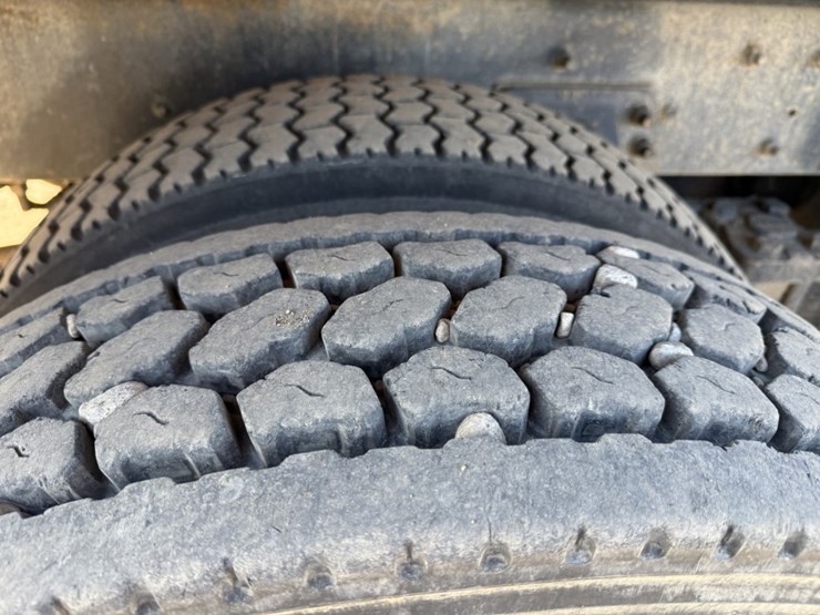 #1953-•-1998-ford-fuel-truck-image-88