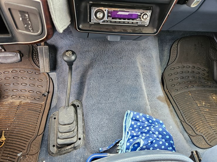 1989-ford-bronco-image-36