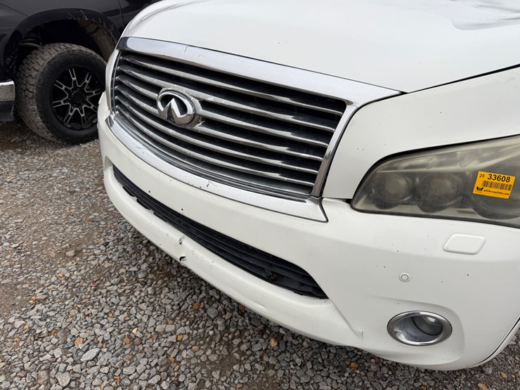 2012-infiniti-qx56-image-18