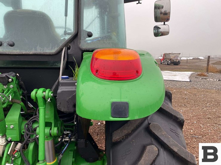 2018-john-deere-5090m-image-34