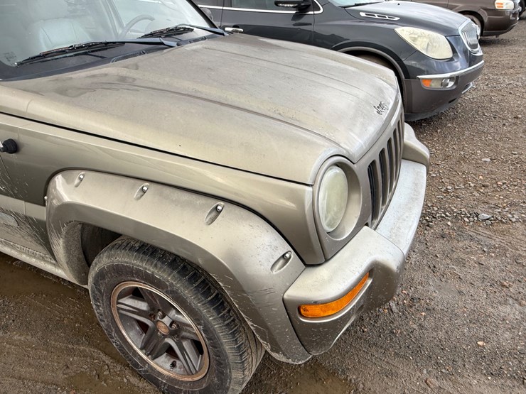 2004-jeep-liberty-image-5