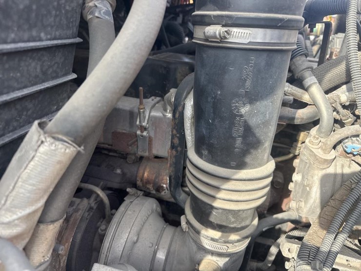 2009-international-7400-image-45