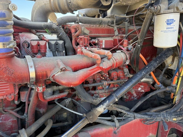 #1952-•-2008-international-eagle-day-cab-truck-tractor-image-11