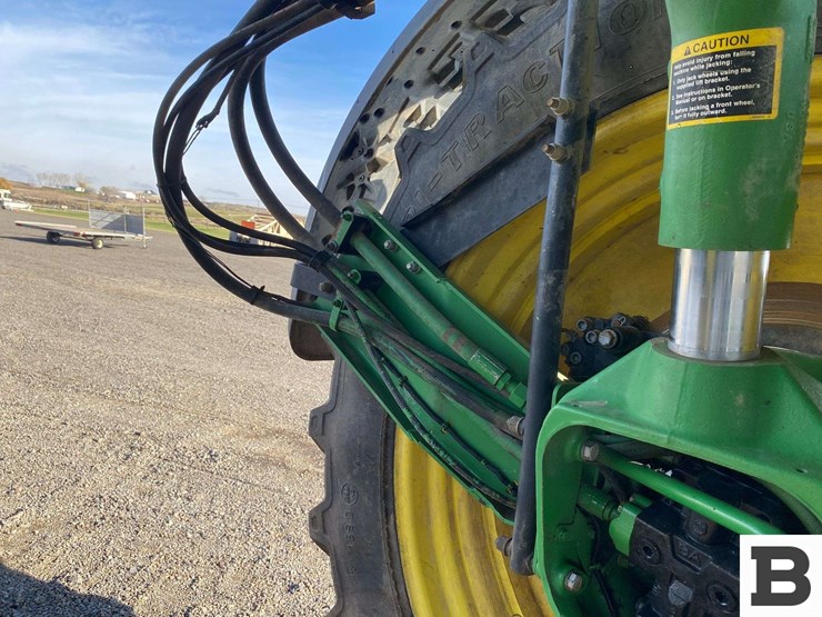 2013-john-deere-4830-image-26