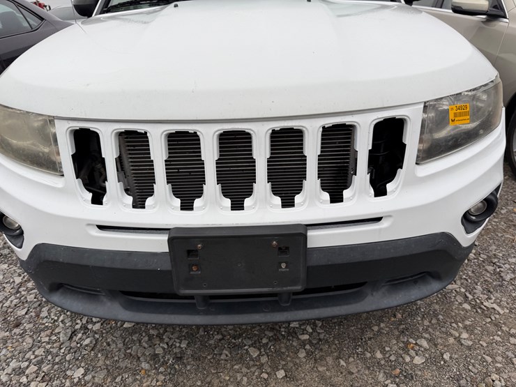 2014-jeep-compass-image-17