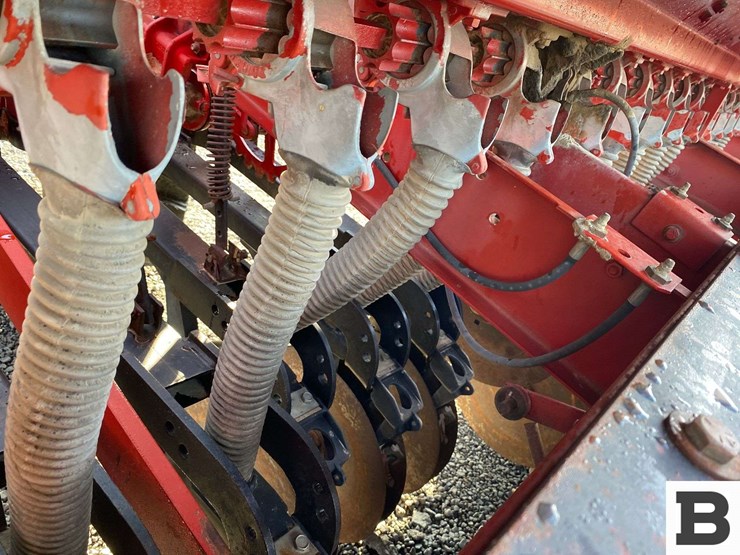 j.i.-case-6300-grain-drill-image-24