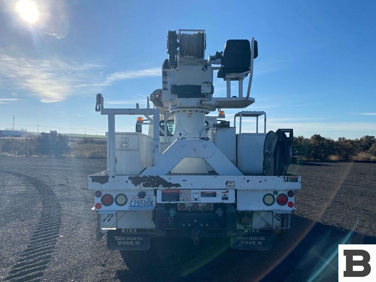 2011-international-durastar-4300-image-4