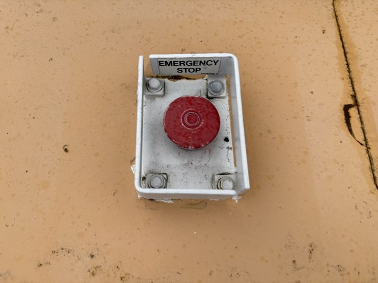 #2000-•-2014-freightliner-altec-digger-derrick-image-11