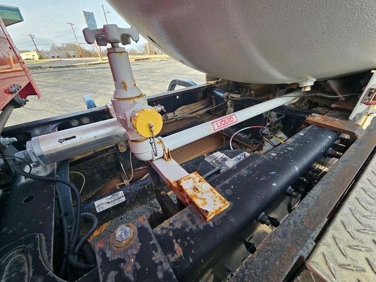 2016-freightliner-s2g-image-83