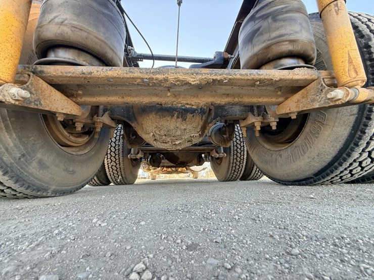 #1972-•-2008-international-eagle-day-cab-truck-tractor-image-48