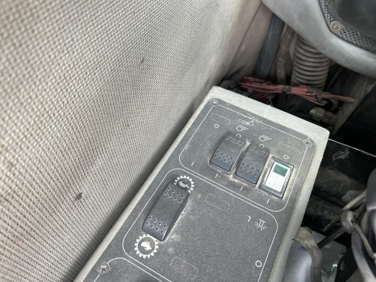 2005-gradall-xl4100-ii-image-41