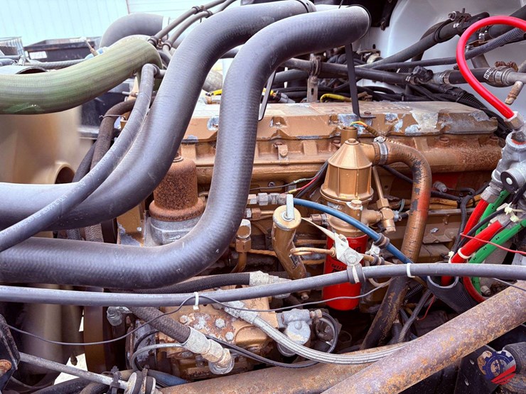 1998-freightliner-fl70-image-57