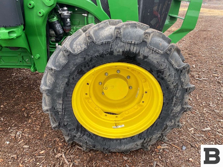 john-deere-5100m-image-40