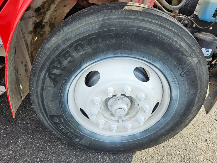 2018-freightliner-s2g-image-88