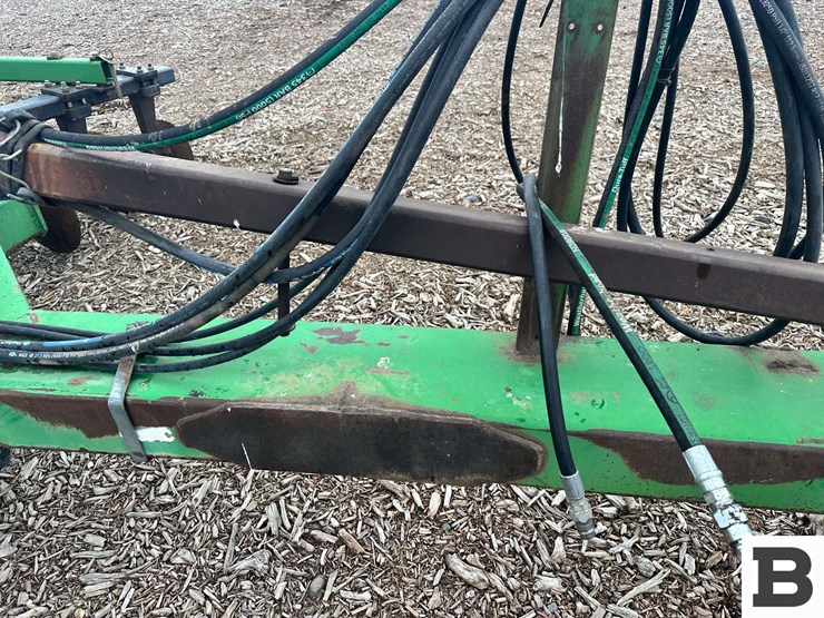 john-deere-2700-image-37