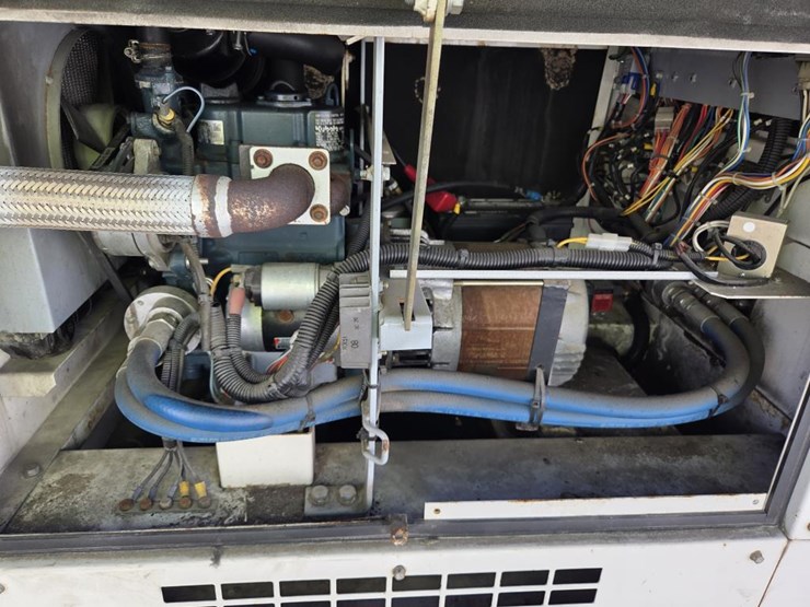 2012-wacker-neuson-e3000-image-15